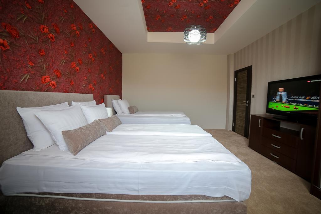 Garni Hotel Radovic Kragujevac Exterior photo