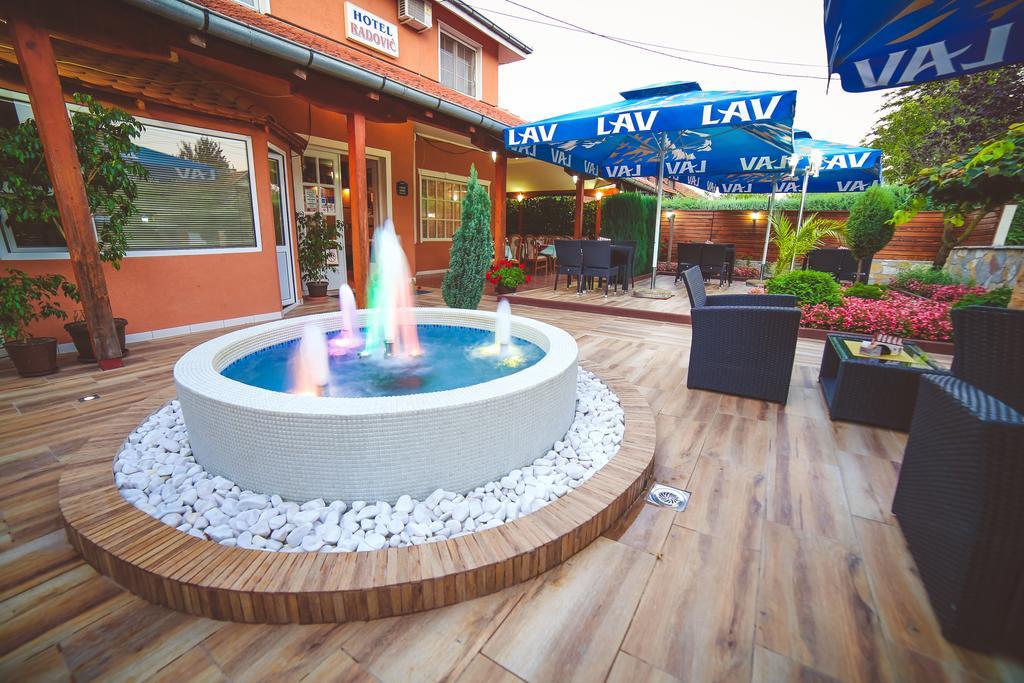 Garni Hotel Radovic Kragujevac Exterior photo