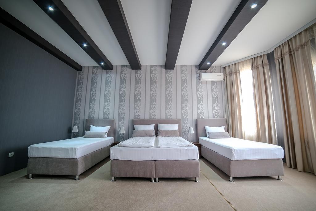 Garni Hotel Radovic Kragujevac Exterior photo