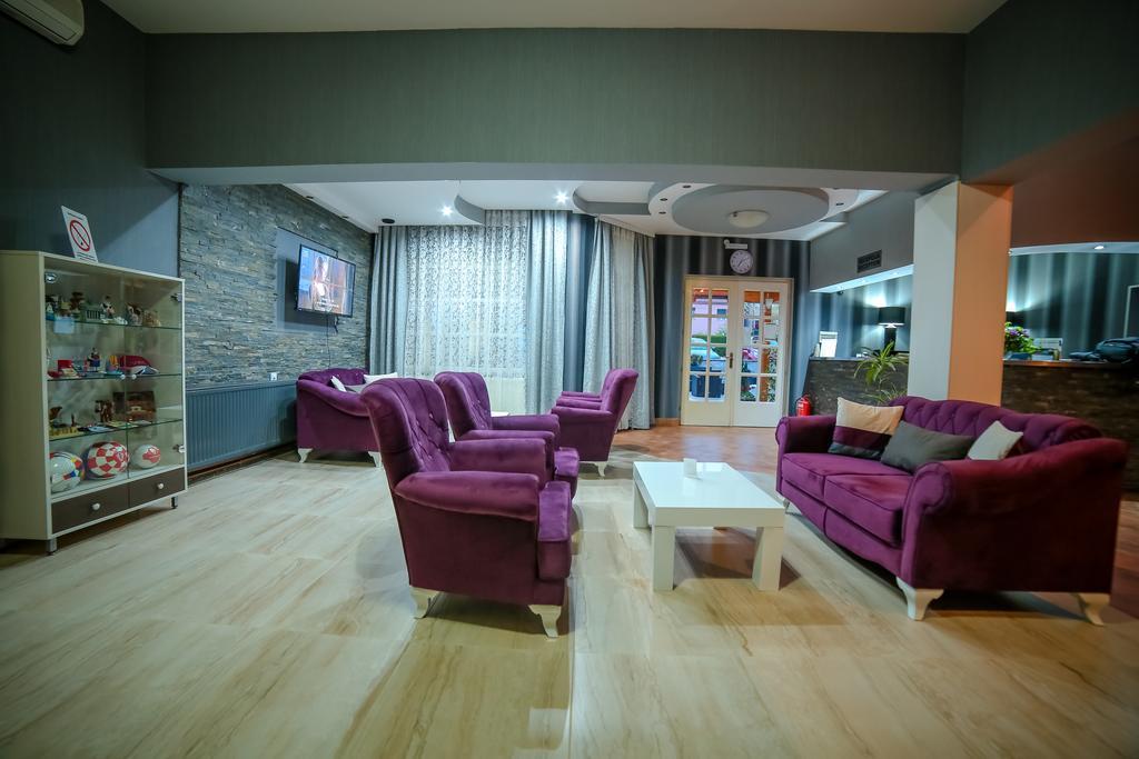 Garni Hotel Radovic Kragujevac Exterior photo